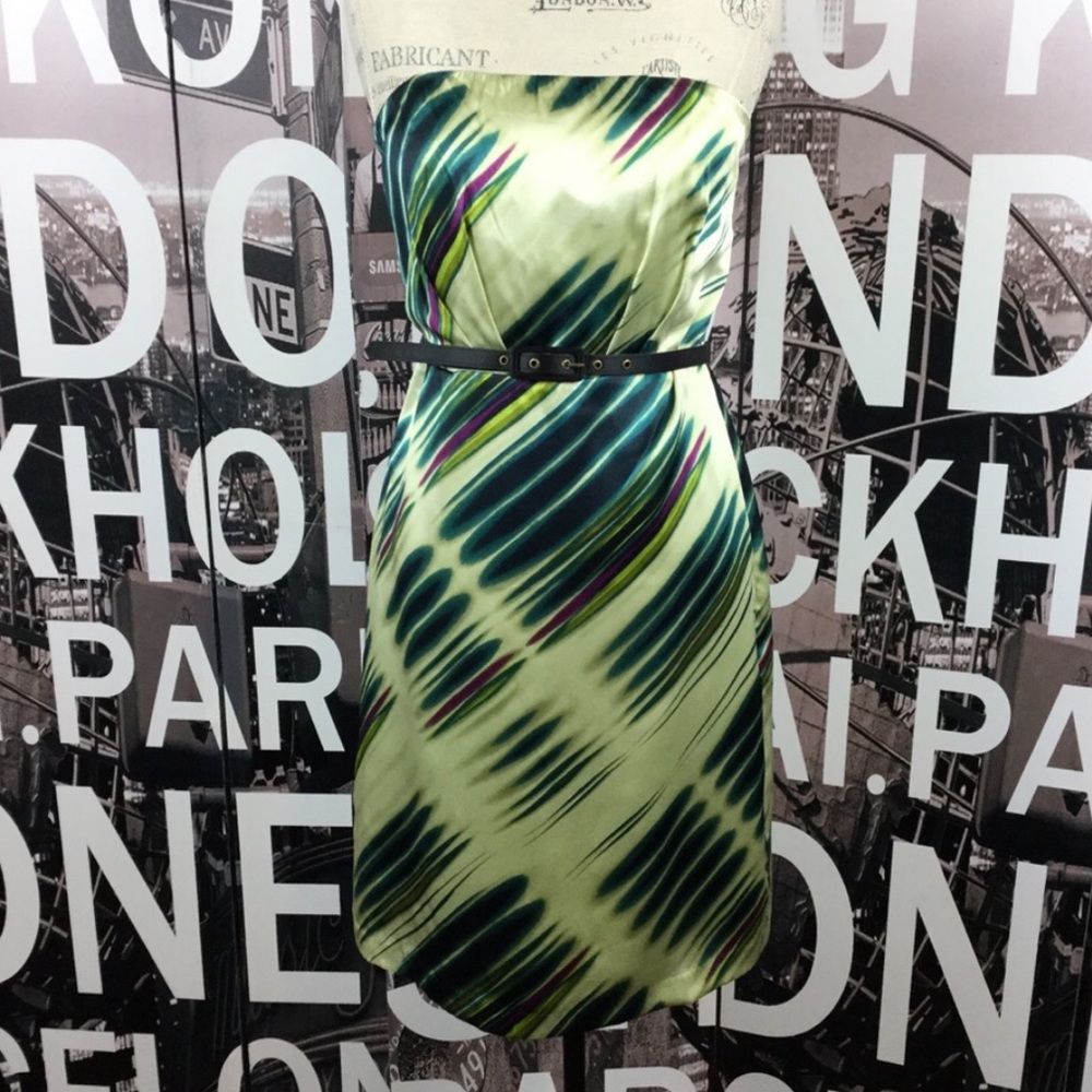 The Limited strapless dress, with belt, sz 6